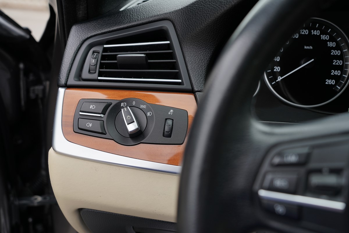 BMW
 5-Series 530D XDRIVE