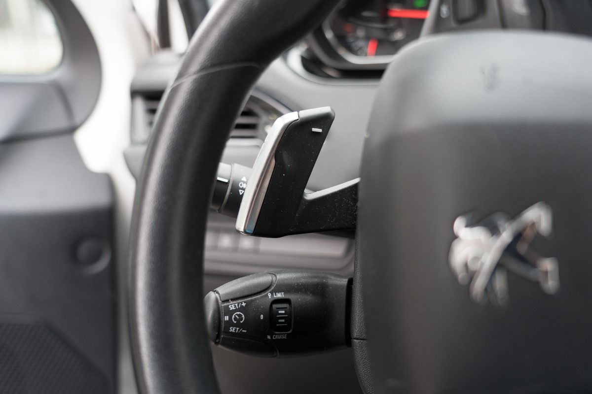 Peugeot 208 1.4 BlueHDI