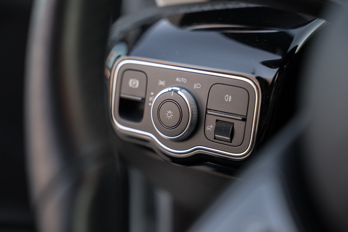 Mercedes-Benz A-Class 200d Business Line