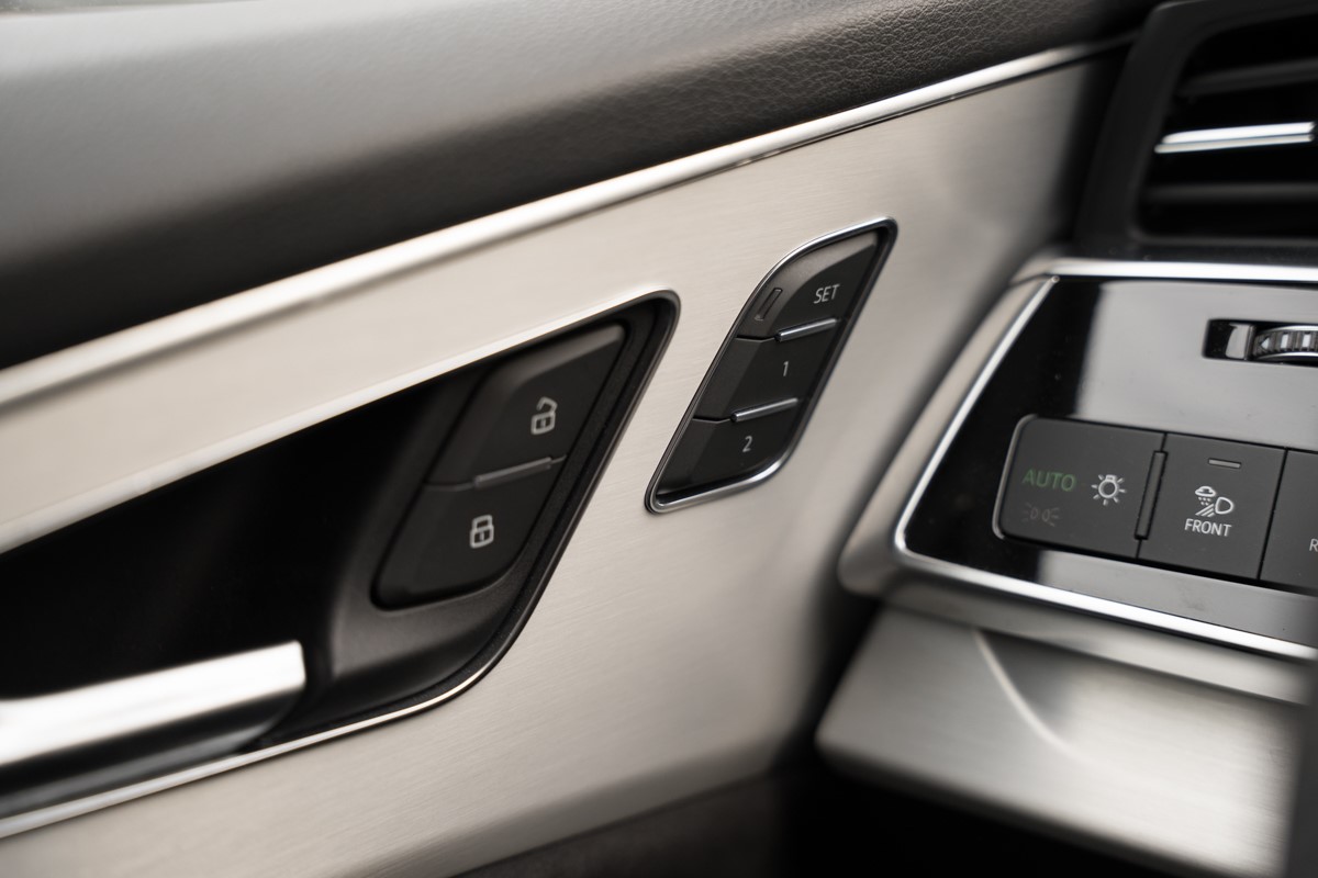 Audi Q8 50 TDI S line QUATTRO