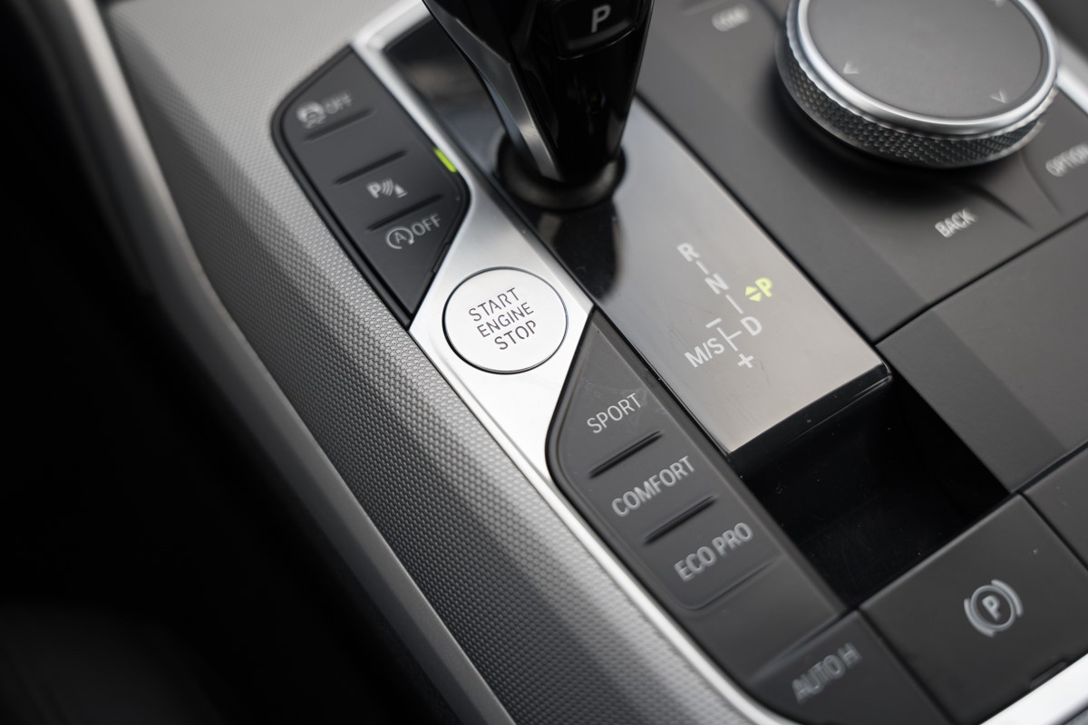 BMW
 3-Series 318 D