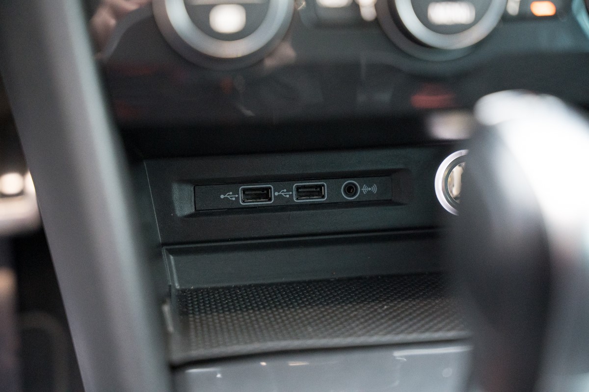 Volkswagen Tiguan
 2.0 TDI DSG 4MOTION