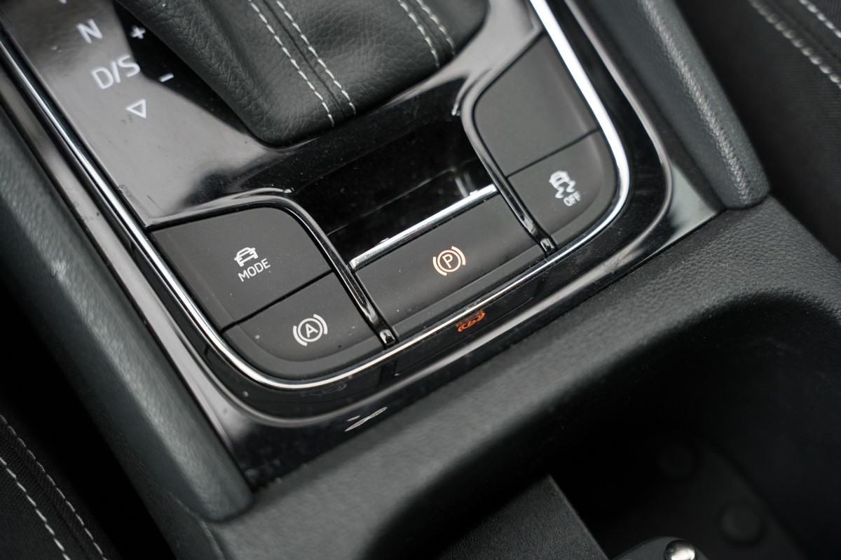 Škoda Karoq 2.0 TDI DSG 4X4 SPORT LINE