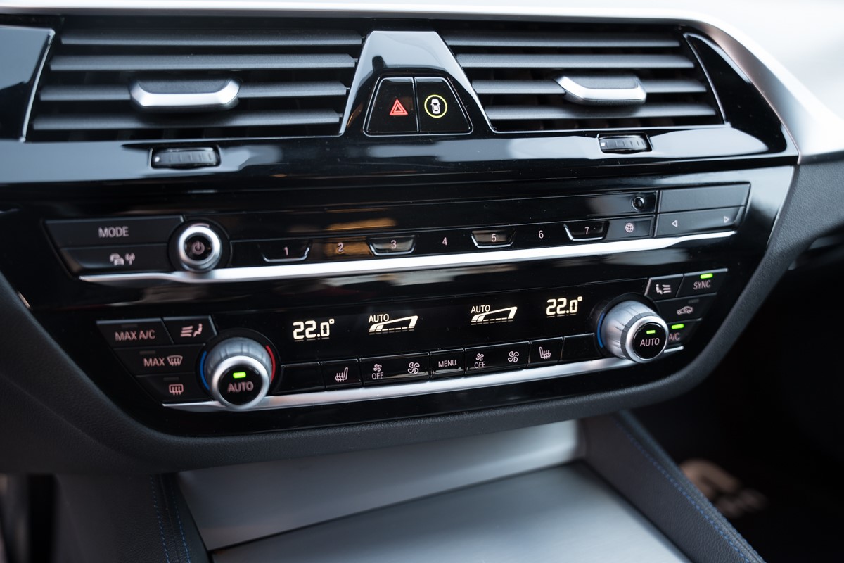 BMW
 5-Series 520 D M-Sport