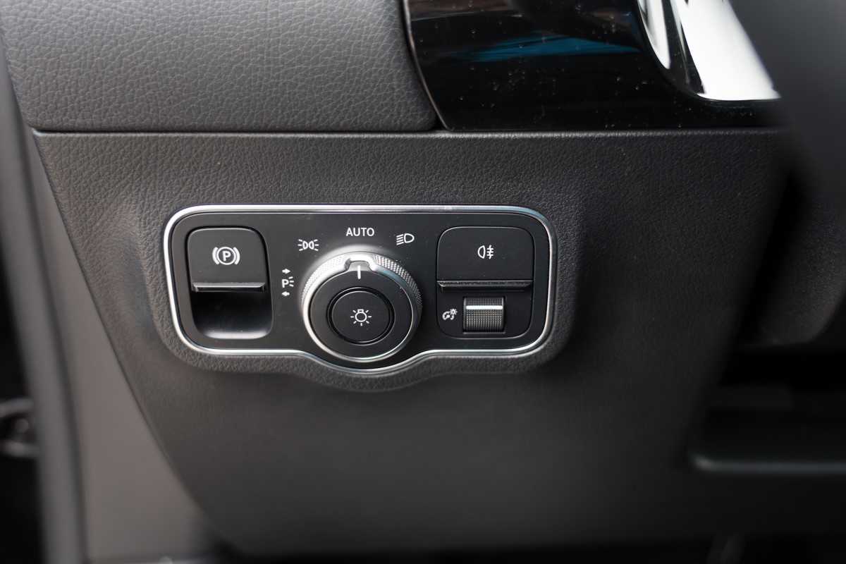 Mercedes-Benz B-Class 180 D