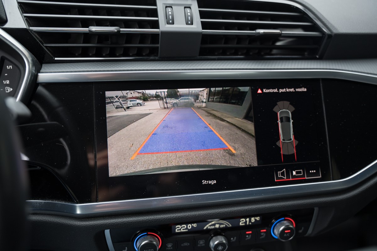 Audi Q3 35 TDI S line S-tronic