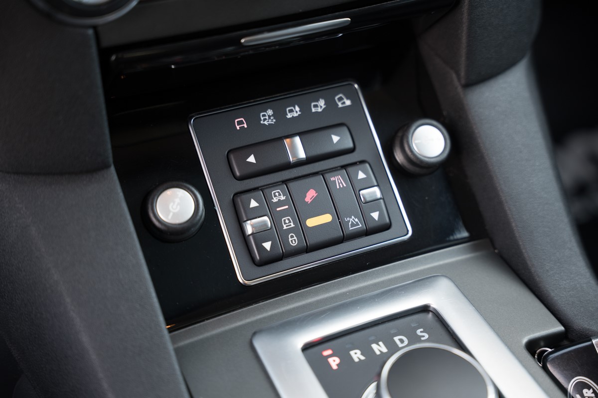 Land Rover
 DISCOVERY 4 3.0 SDV6