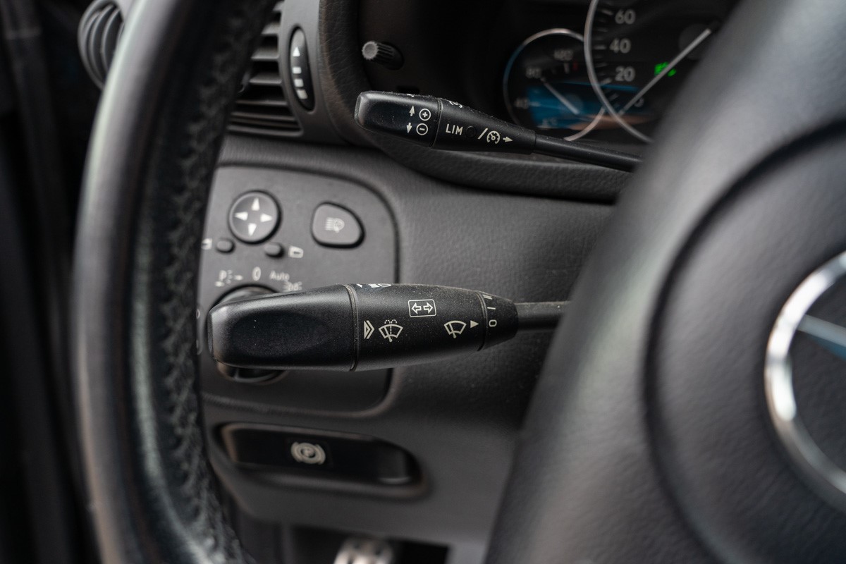 Mercedes-Benz C-Class
 220 CDI