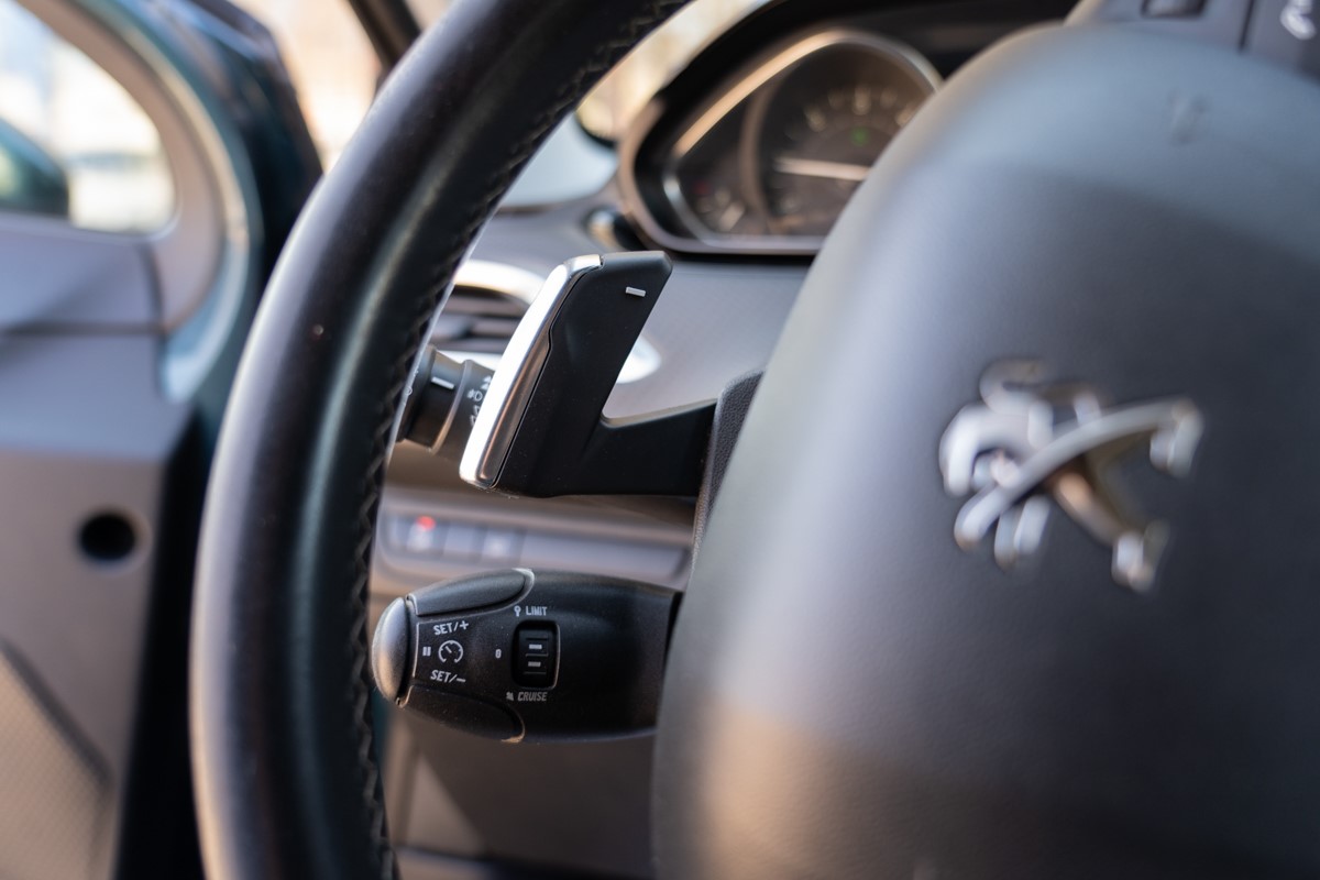 Peugeot 2008 1,6 BlueHDI