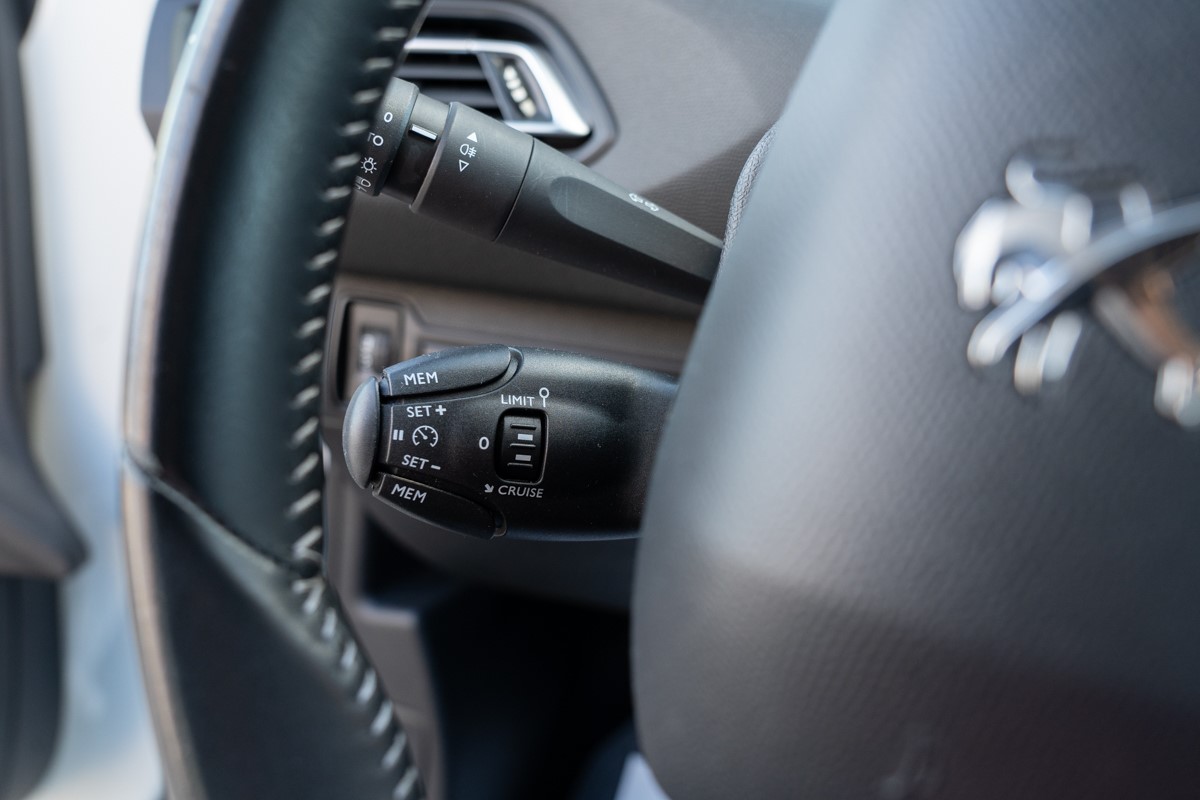 Peugeot 308 1,6 BlueHDI