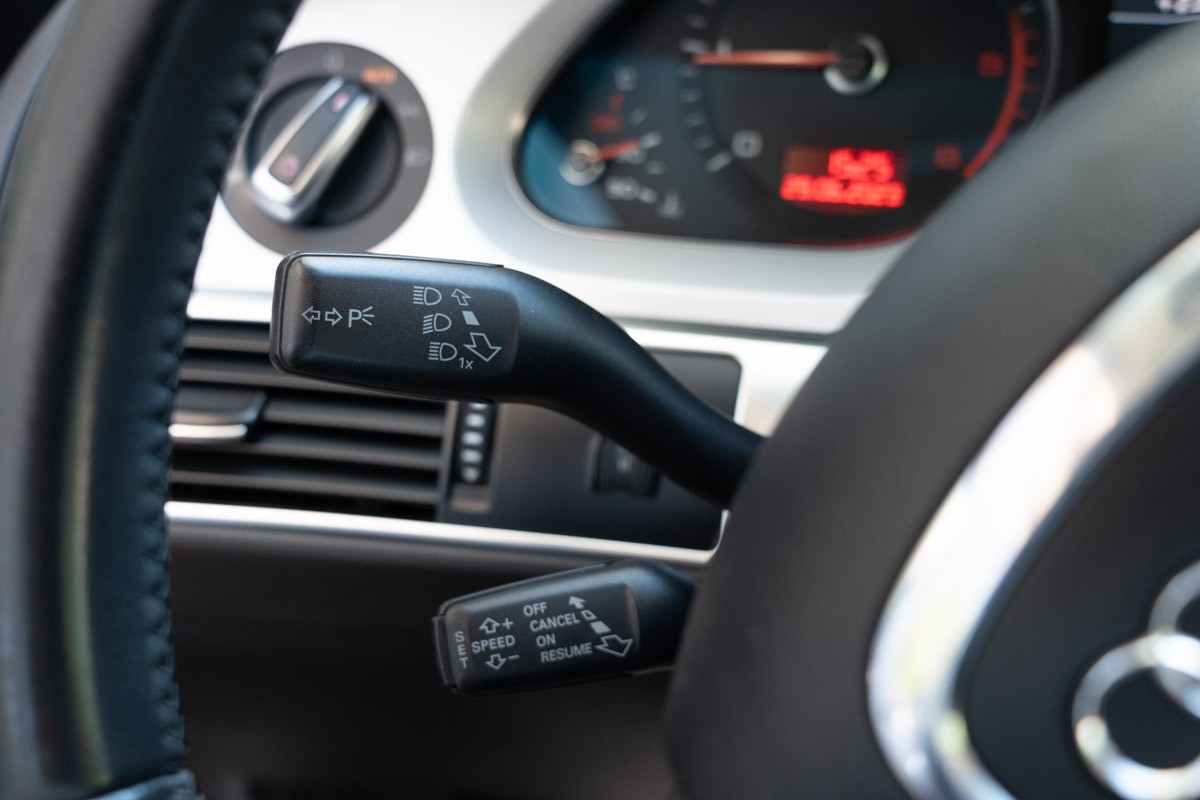 Audi A6
 2,0 TDI
