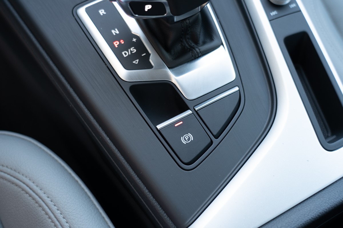 Audi A4
 2,0 TDI