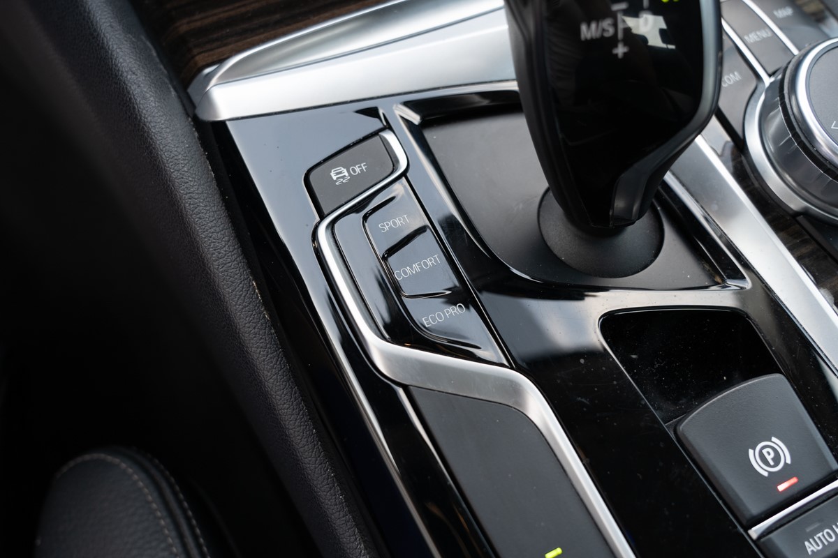 BMW
 5-Series 530 D