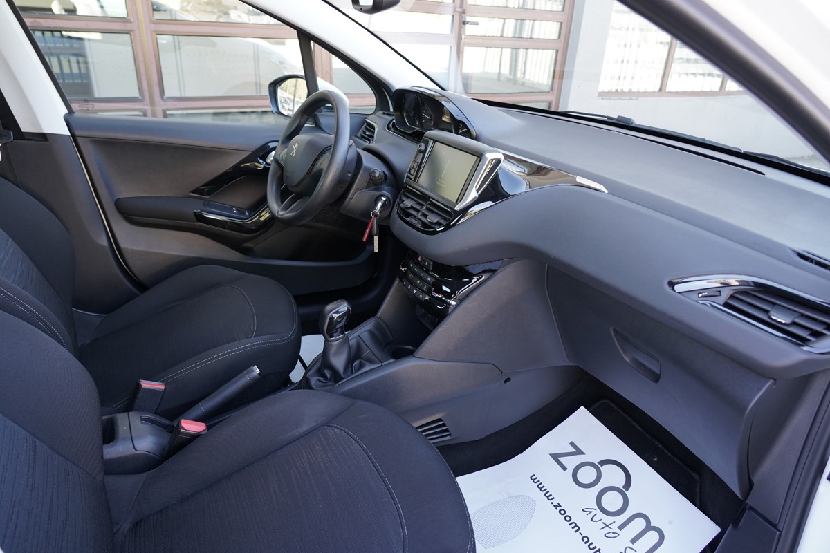Peugeot 208 1,6 BlueHDI