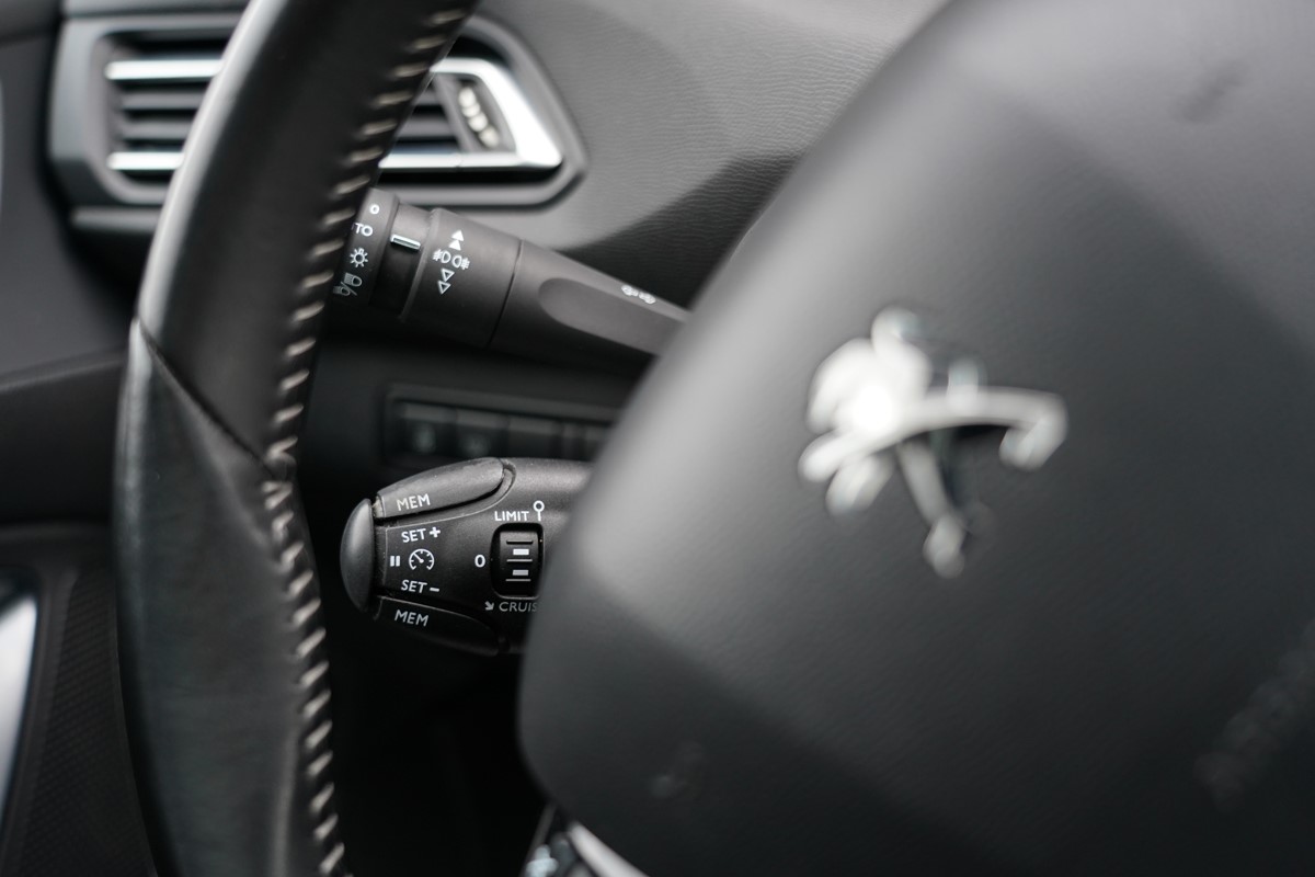 Peugeot 308 1,6 BlueHDI