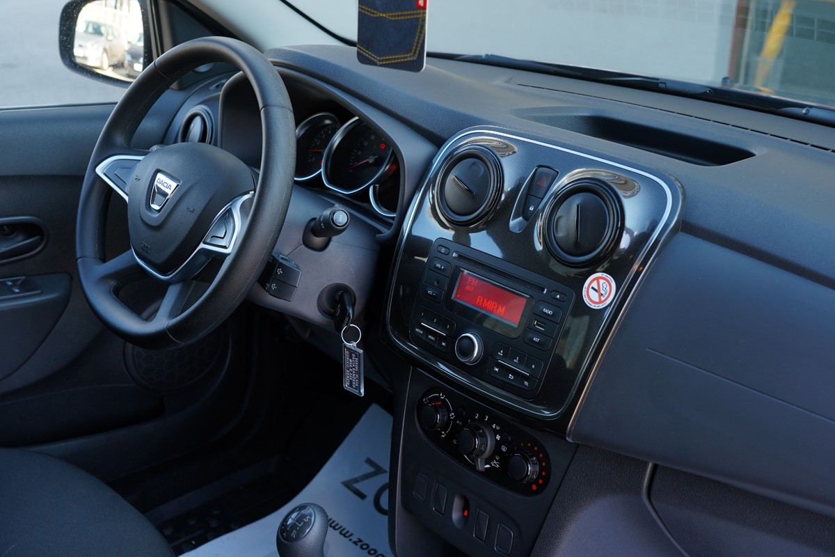 Dacia Sandero 1,0 BENZIN