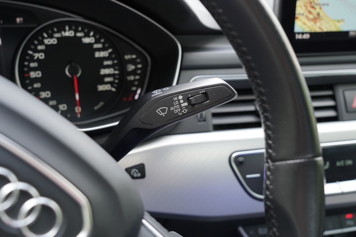 Audi A4
 3.0 TDi Quattro Tiptronic