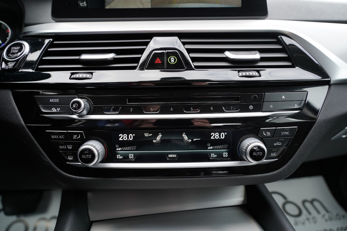 BMW
 5-Series 530D XDRIVE