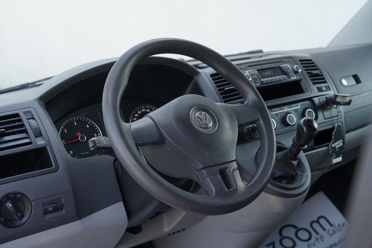 Volkswagen Transporter T5 2,0 TDI