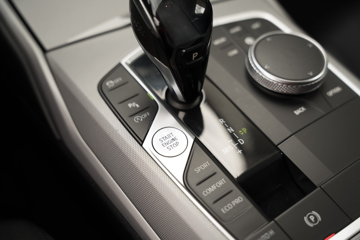 BMW
 3-Series 2.0 D
