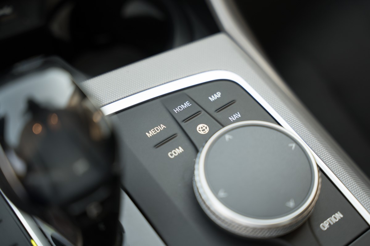 BMW
 3-Series 320 D XDrive