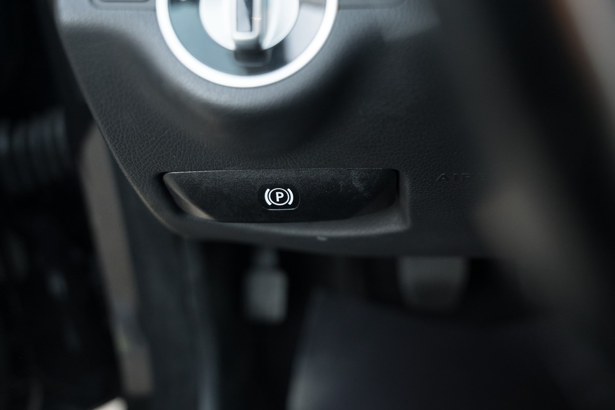 Mercedes-Benz C-Class
 180 CDI