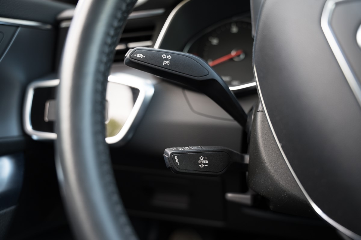 Audi A6
 40 TDI S-tronic QUATTRO