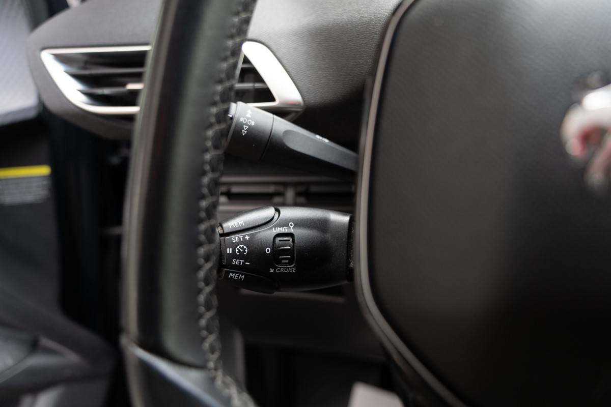 Peugeot 3008 1,6 BlueHDI