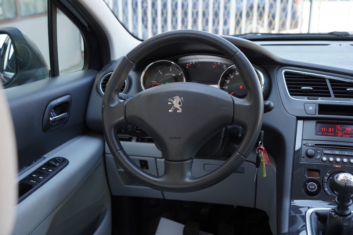 Peugeot 5008 1,6 HDI