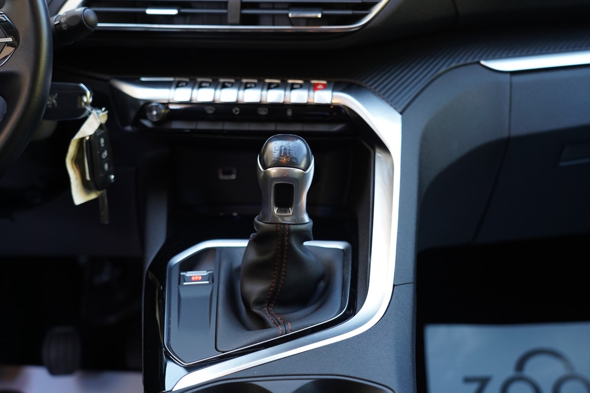 Peugeot 3008 1.5 HDI
