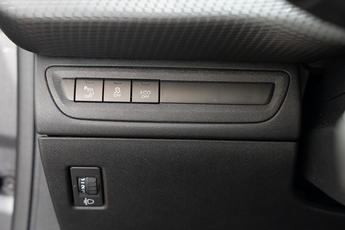 Peugeot 2008 1,6 BlueHDI