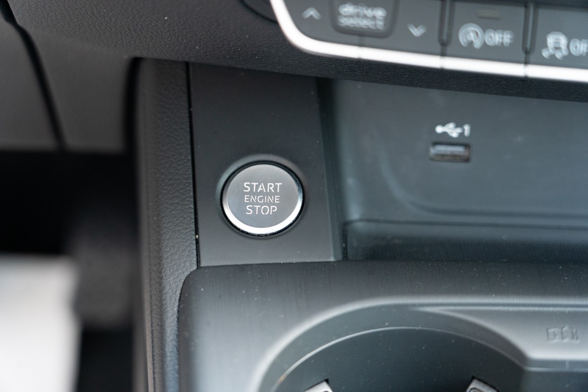 Audi A5
 35 TDi Sportback Business Edition S-tronic