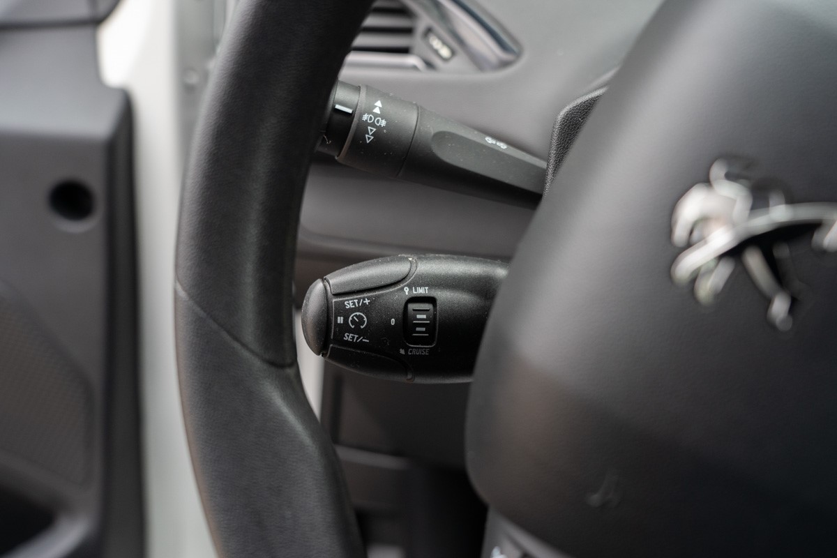 Peugeot 208 1,6 BlueHDI