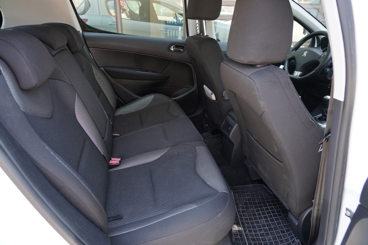 Peugeot 308 1,6 HDI