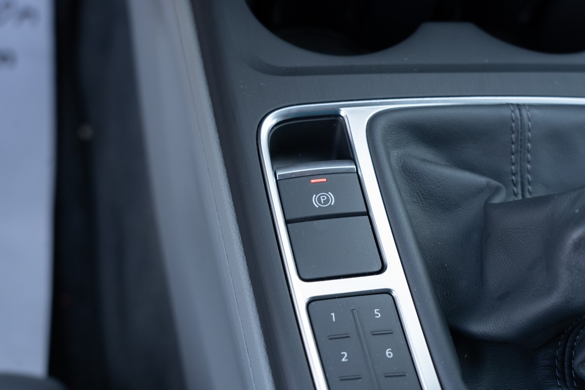 Audi A4
 2,0 TDI