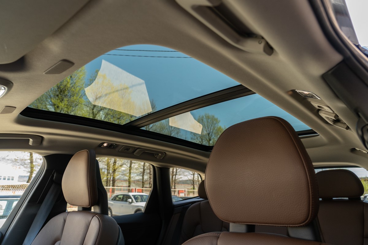 Volvo
 XC60 D4 190 CH