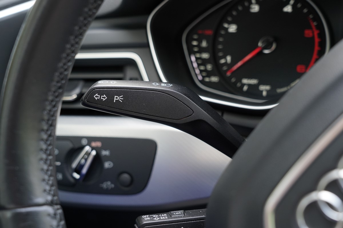 Audi A4
 3.0 TDi Quattro Tiptronic