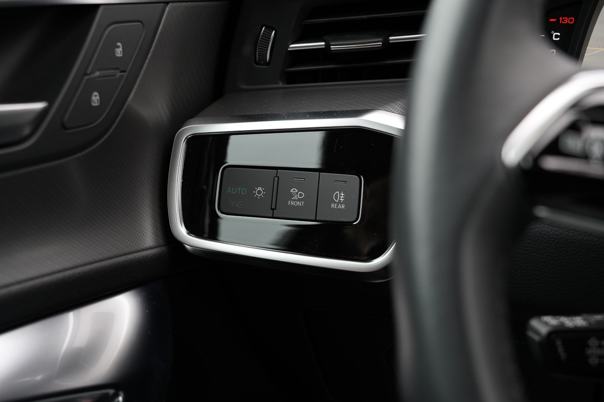 Audi A6
 50 TDI Sportline Quattro