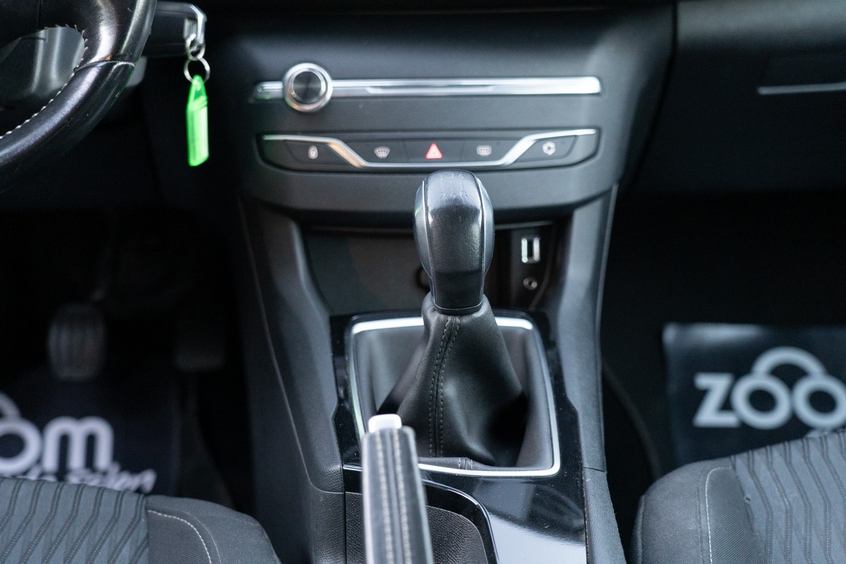 Peugeot 308 1.6 BlueHDI