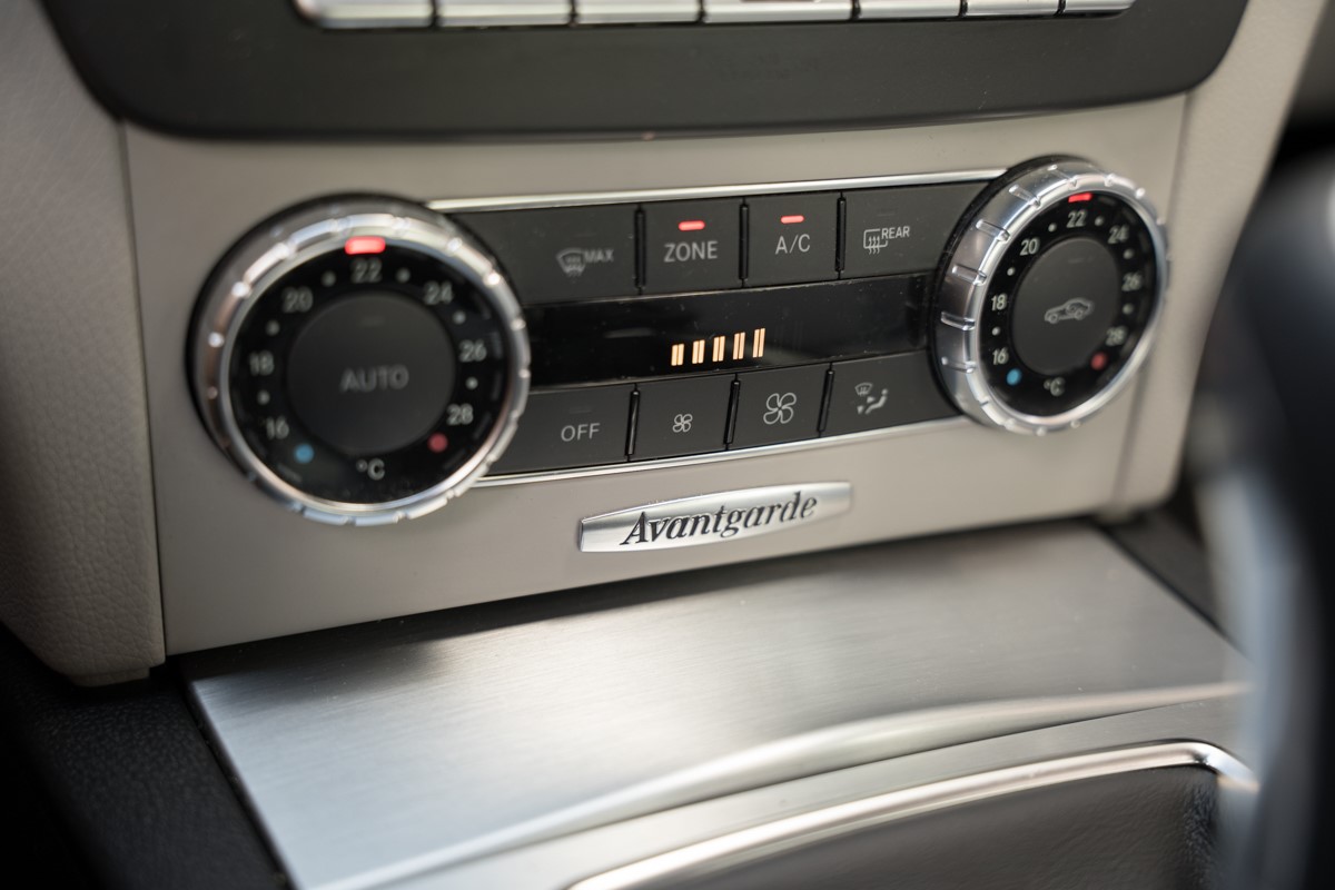 Mercedes-Benz C-Class
 200 CDI AMG