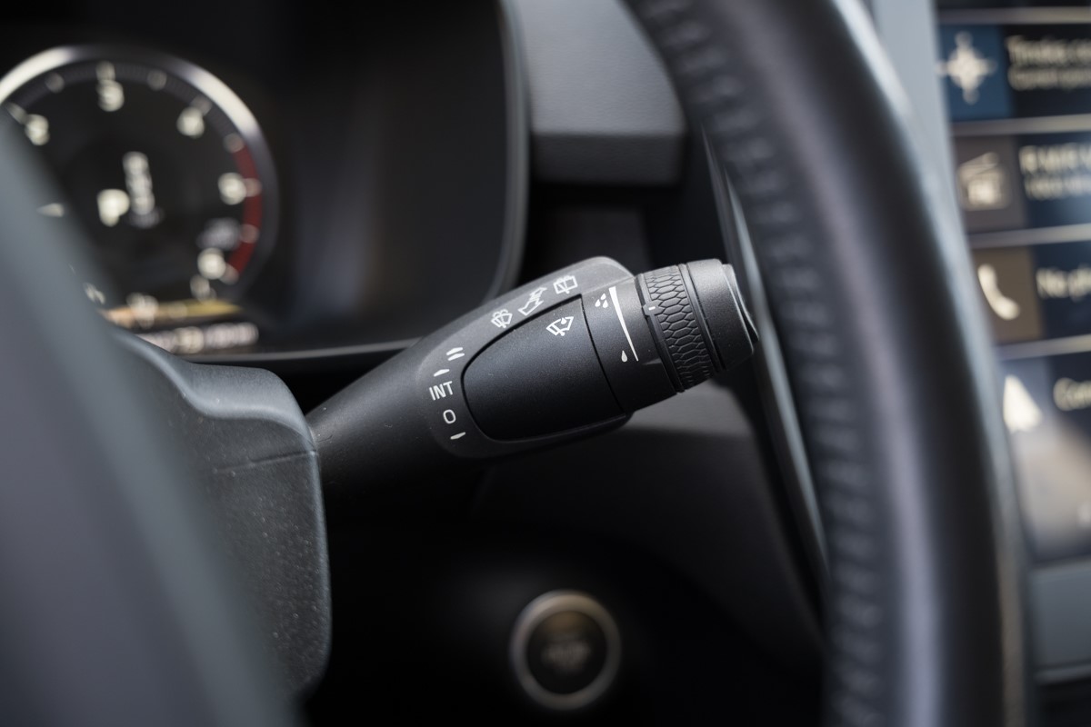 Volvo
 XC40 2.0 D