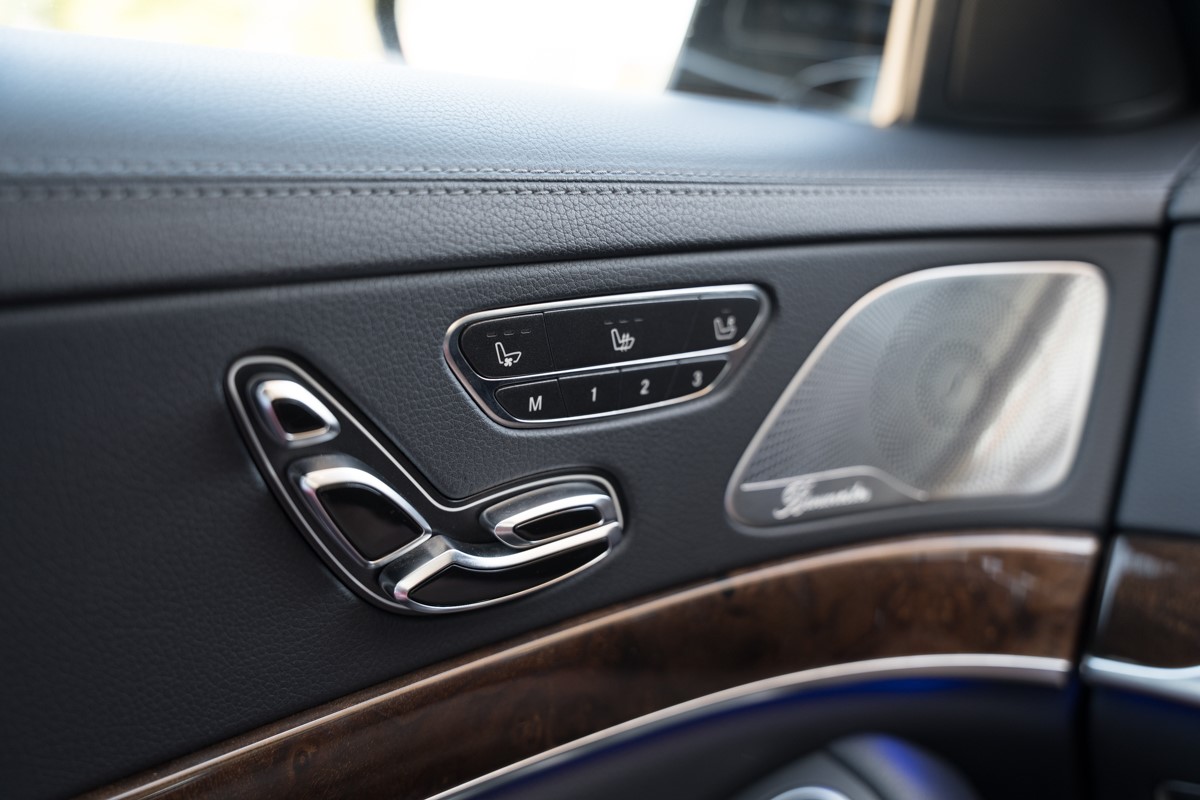 Mercedes-Benz S-Class
 400 D 4 MATIC AMG
