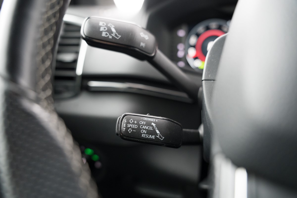 Škoda Karoq 2.0 TDI DSG 4X4 SPORT LINE