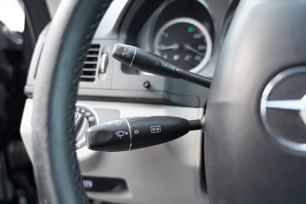 Mercedes-Benz C-Class
 200 CDI