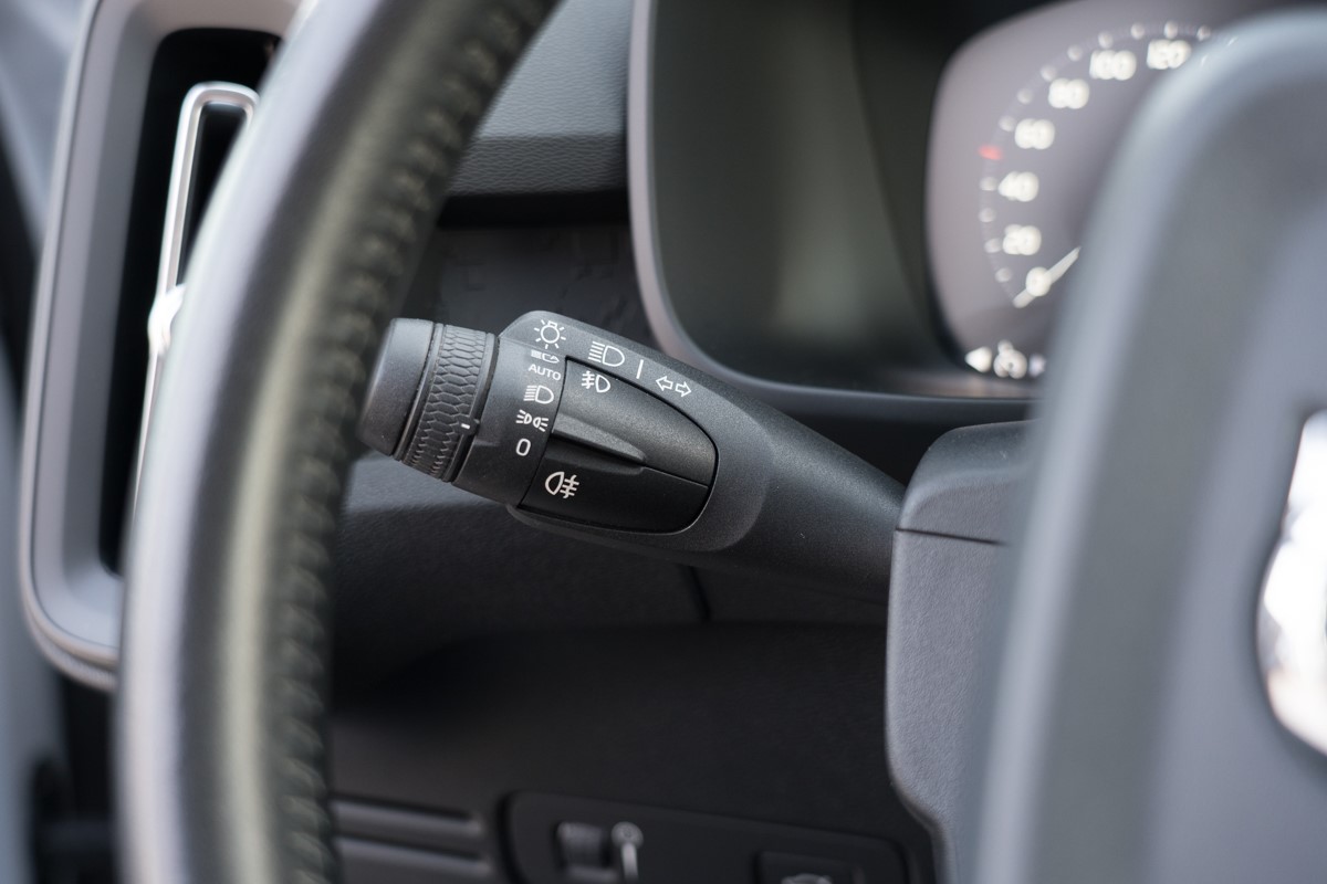 Volvo
 XC40 2.0D D3 AWD 4X4