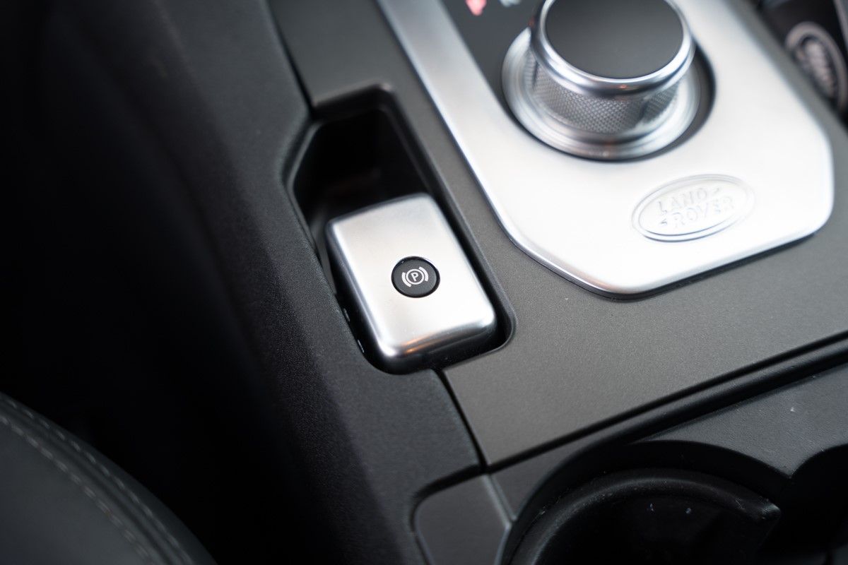 Land Rover
 DISCOVERY 4 3.0 SDV6