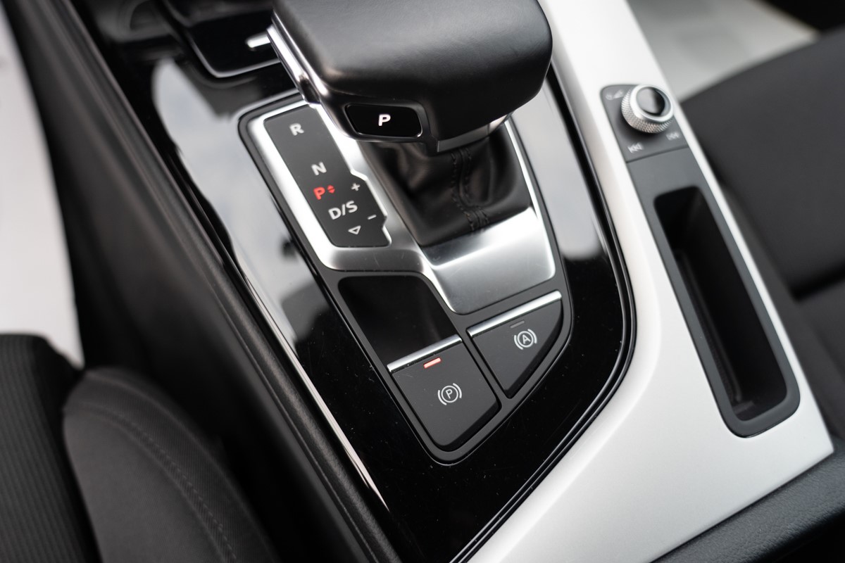 Audi A4
 35 TDI