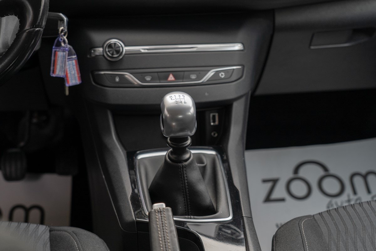 Peugeot 308 1,6 B-hdi