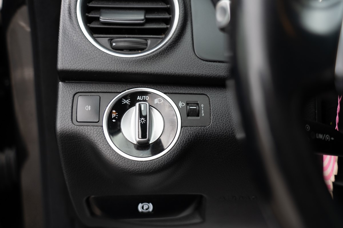 Mercedes-Benz C-Class
 C 220 CDI