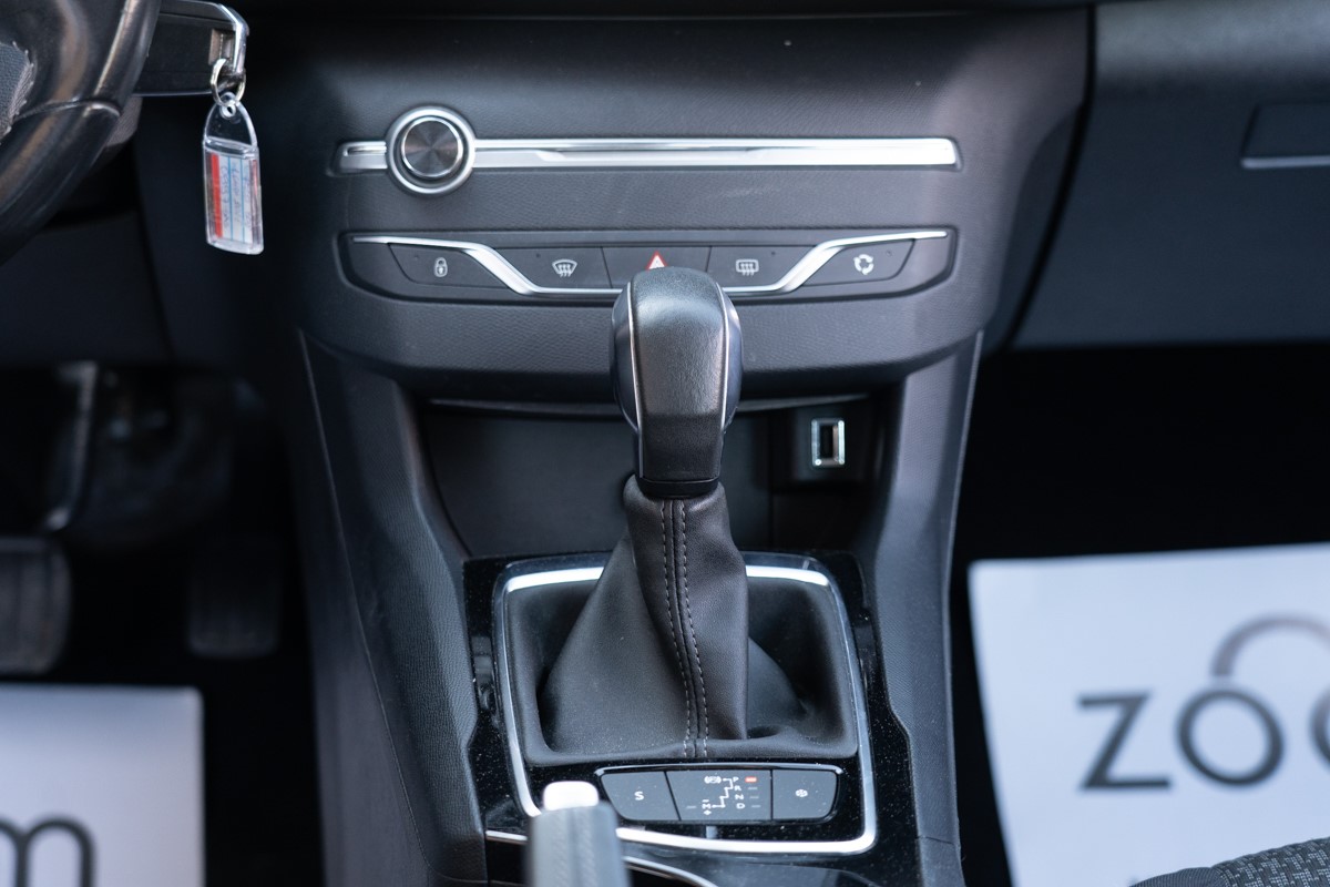 Peugeot 308 1,6 BlueHDI Automatik